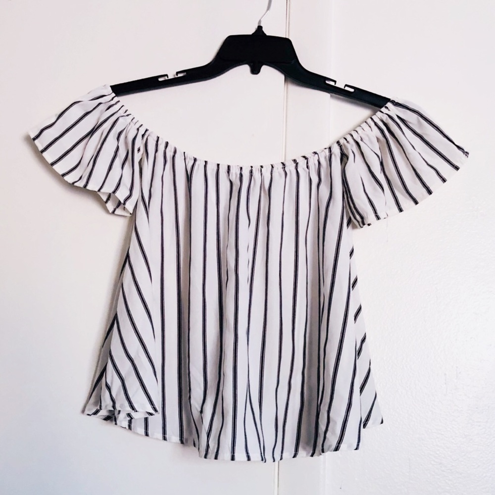 Off-the-shoulder Blouse